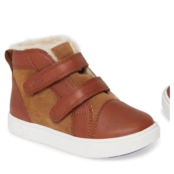 UGG Other - • Ugg • Boys Rennon High Top Sneaker Velcro Brown US 10